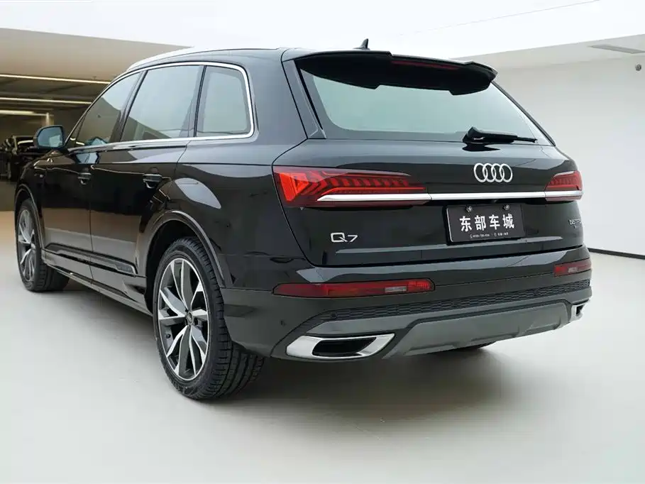 Audi Q7 2022 — фото 4