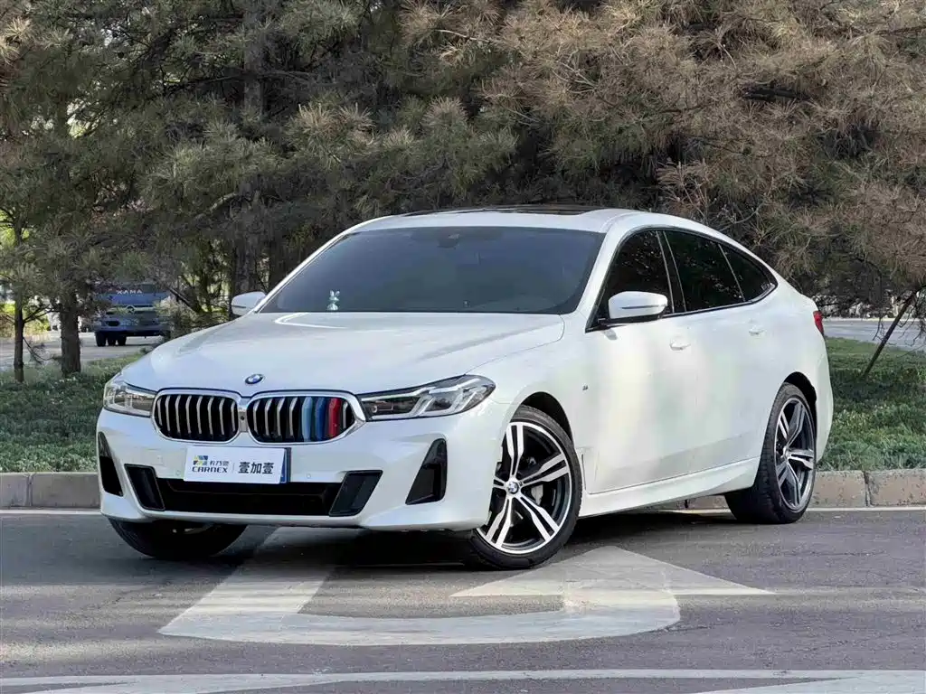 BMW 6 Series GT 2025 — фото 1