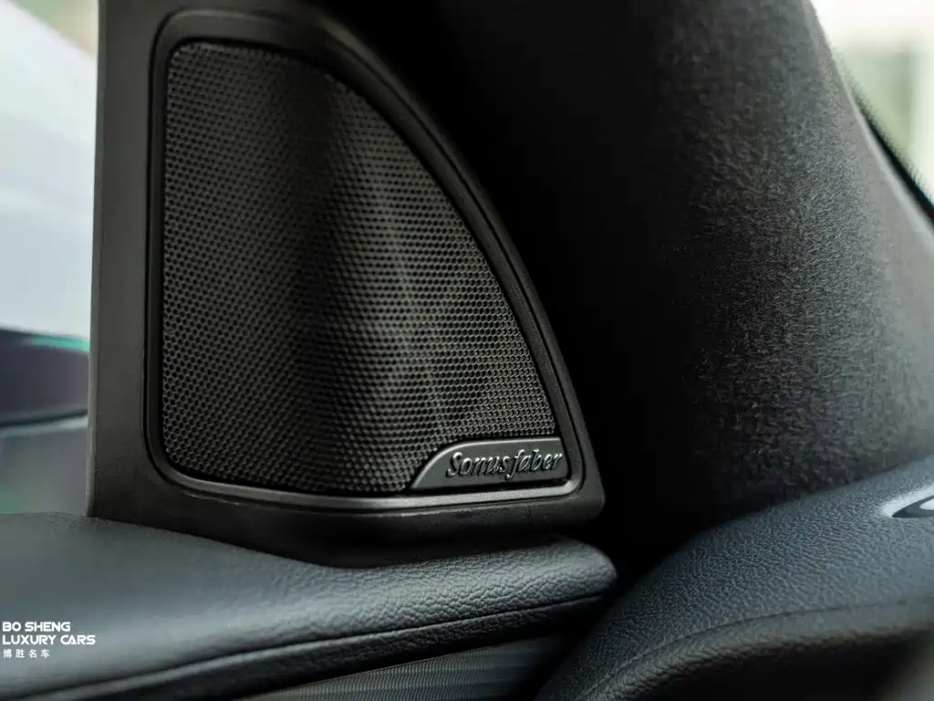 Maserati Grecalegrecale 2023 — фото 19