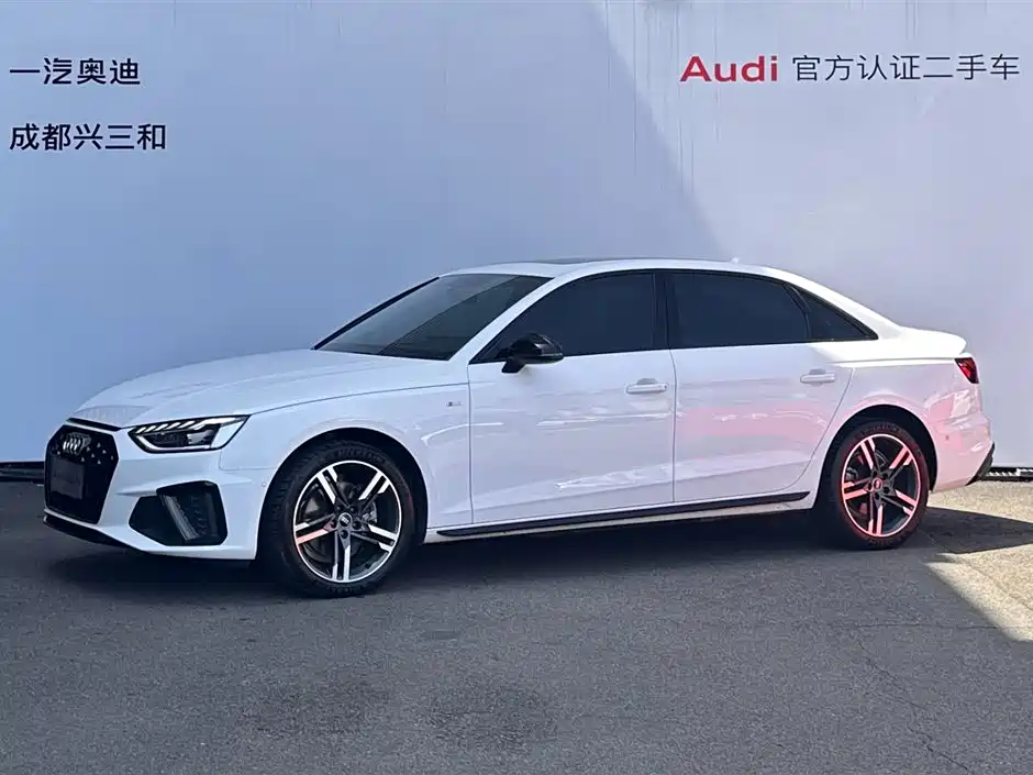 Audi A4L 2023 — фото 1
