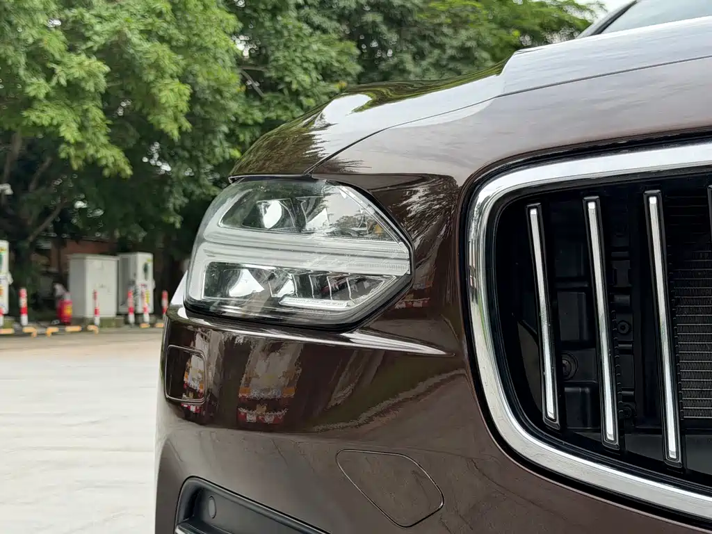 Volvo S90 2017 — фото 21
