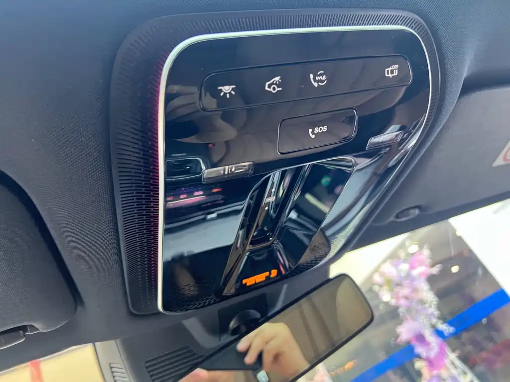 Mercedes-Benz E-Class 2025