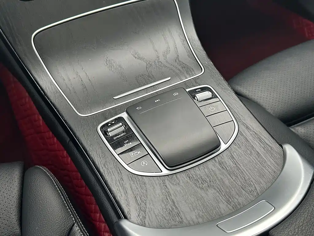 Mercedes-Benz C-Class 2020 — фото 14