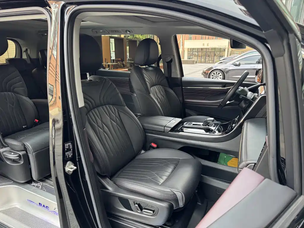 GAC Trumpchi M8 2023 — фото 22