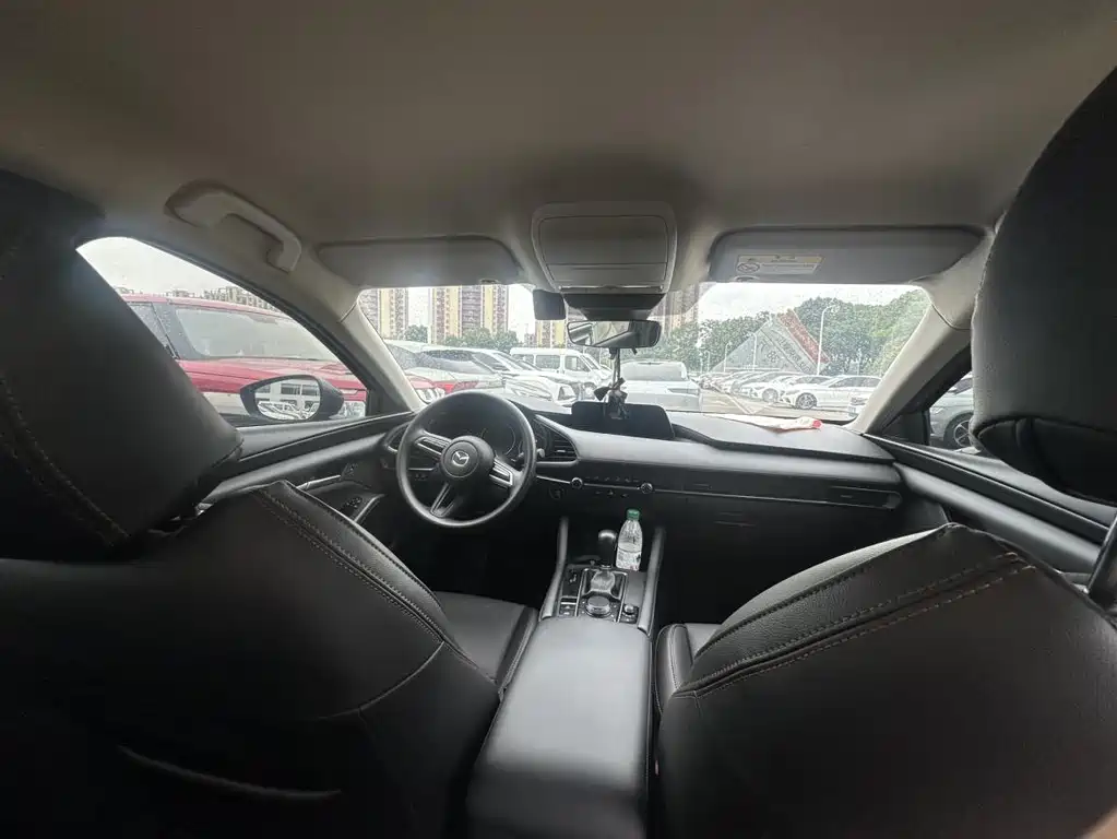 Mazda 3 Axela 2023