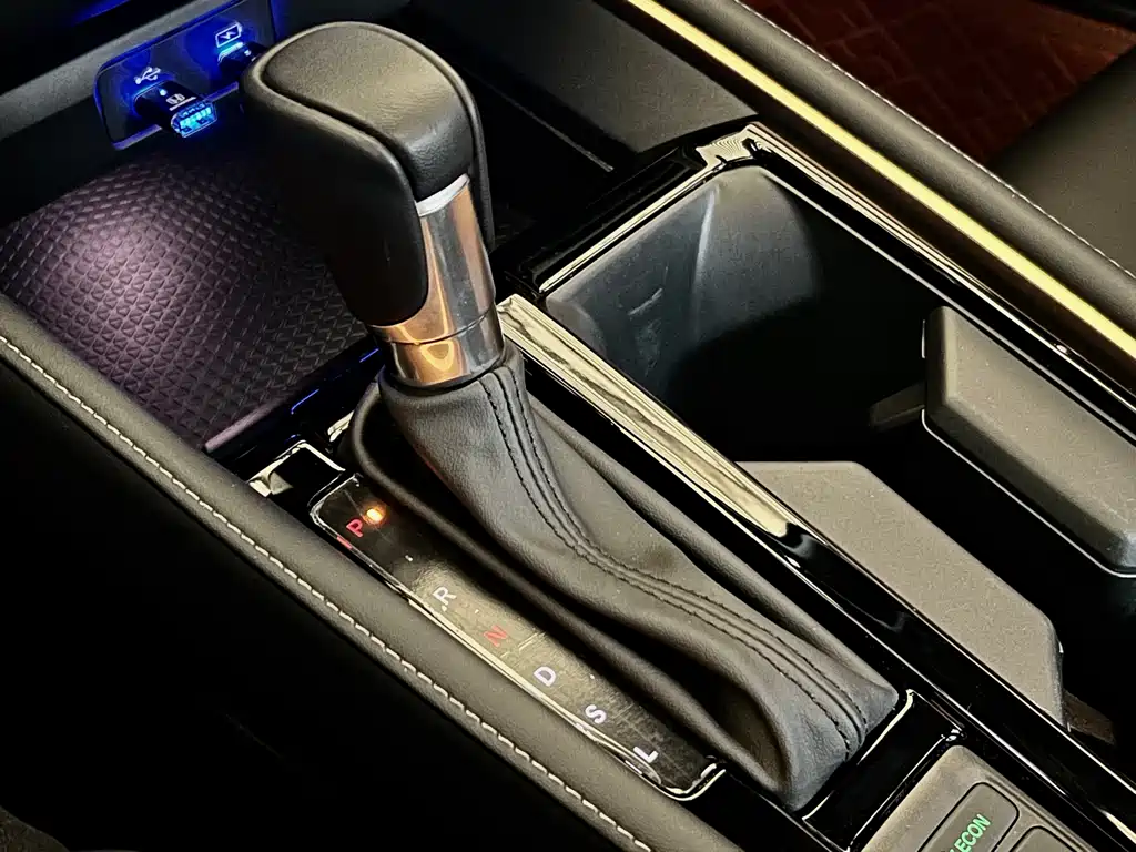 Honda Accord 2024 — фото 16