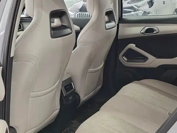 BYD Yuan UP 2025