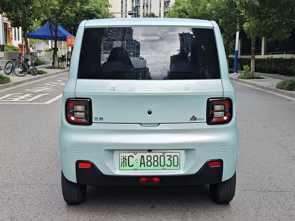 Geely Galaxy Panda 2023 — фото 4