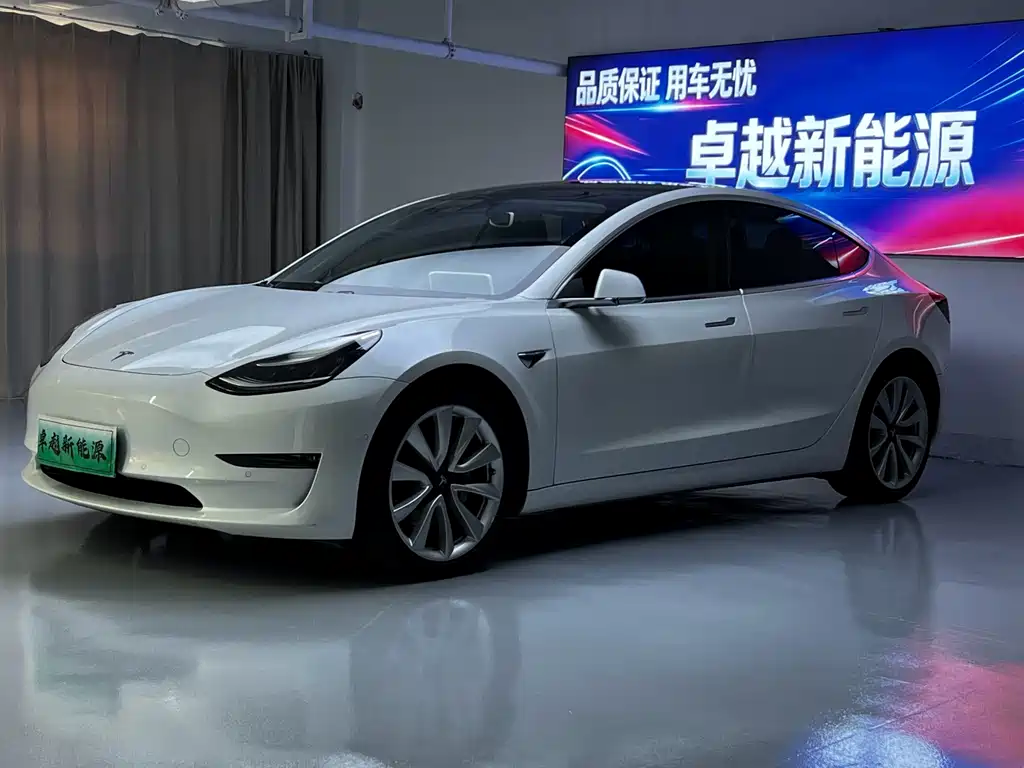Tesla Model 3 2020 — фото 1