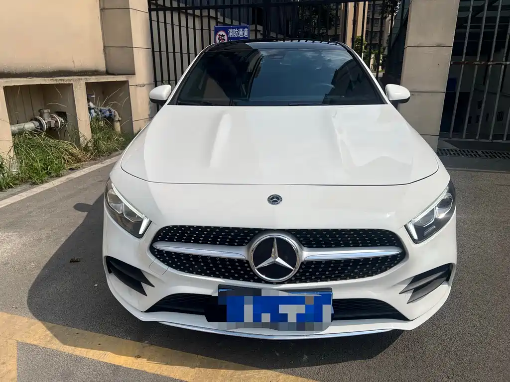 Mercedes-Benz A-Class 2020 — фото 2