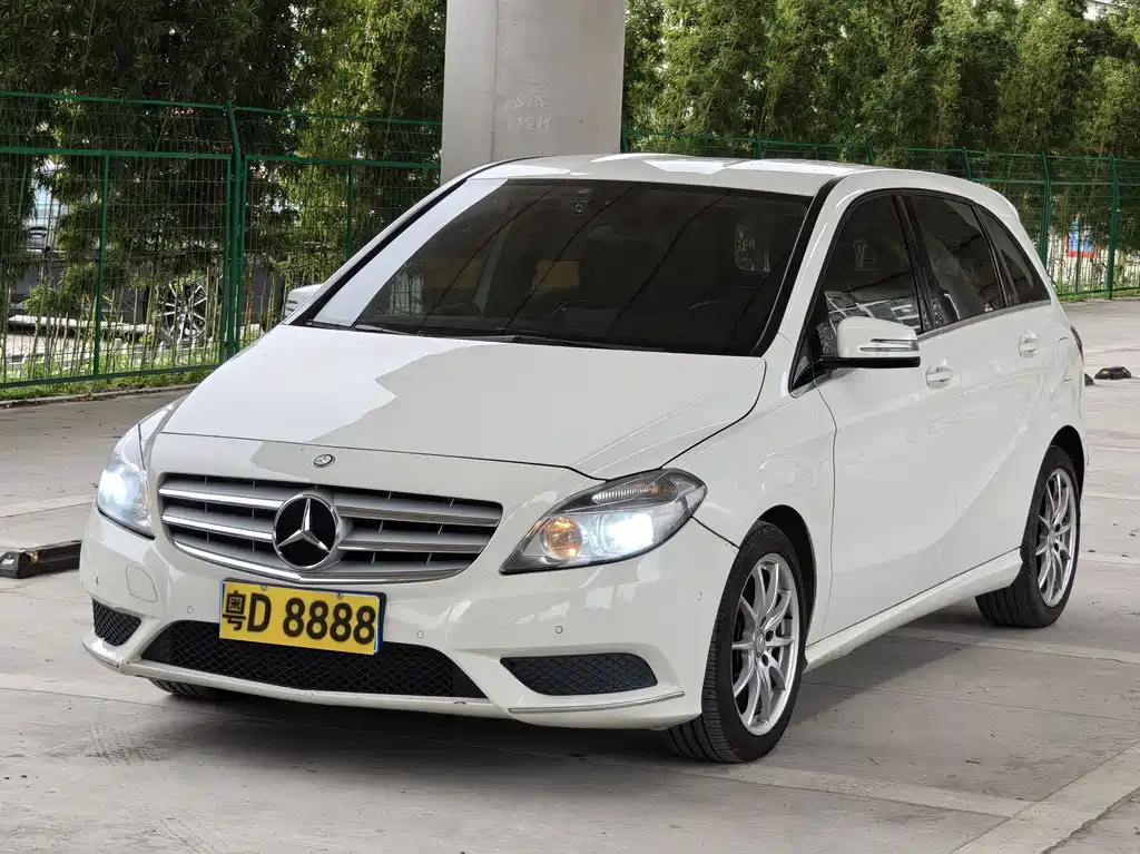 Mercedes-Benz B-Class 2013