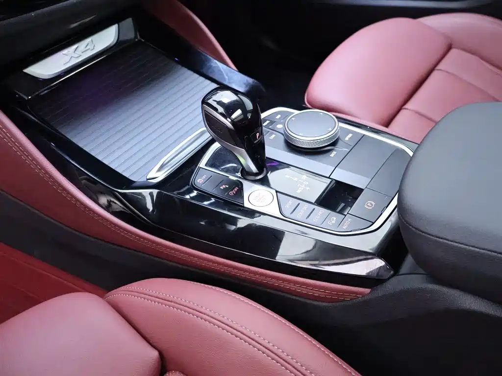 BMW X4 2023 — фото 12