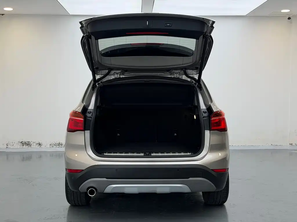 BMW X1 2019 — фото 19