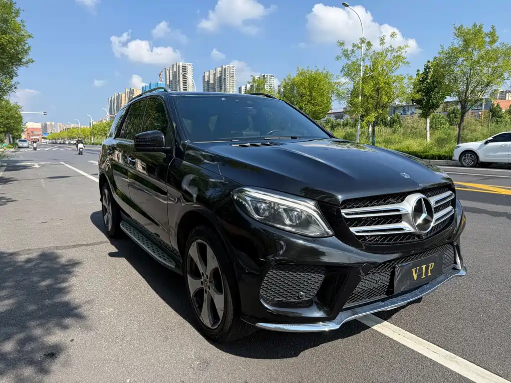Mercedes-Benz GLE 2019 — фото 3