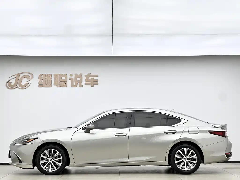 Lexus ES 2021 — фото 3