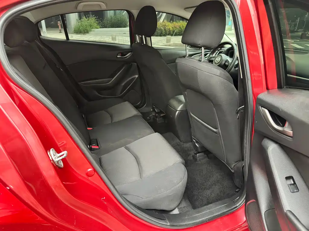 Mazda 3 Angkesela 2017 — фото 12