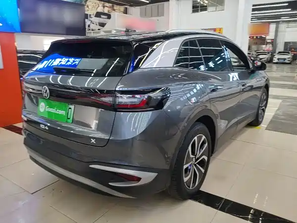 Volkswagen ID.4 X 2024