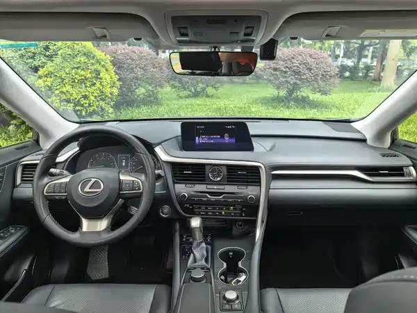 Lexus RX 2019