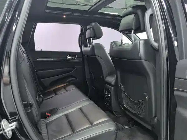 Jeep Grand Cherokee 2017