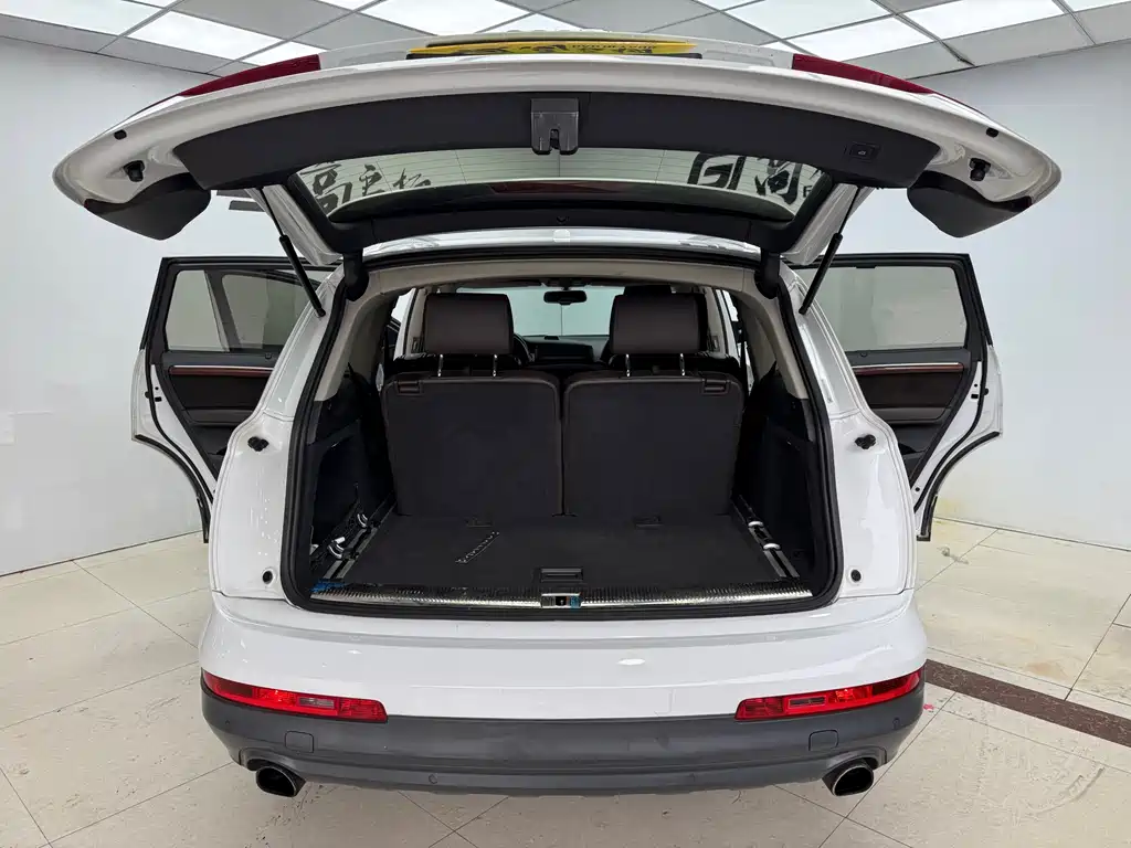 Audi Q7 2015 — фото 21