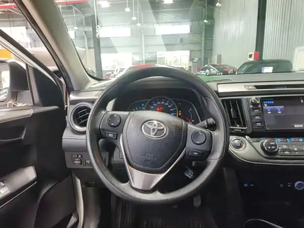 Toyota RAV4 2018