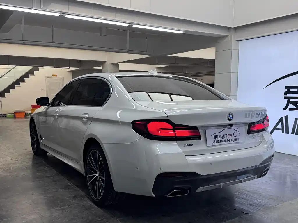 BMW 5 Series 2023
