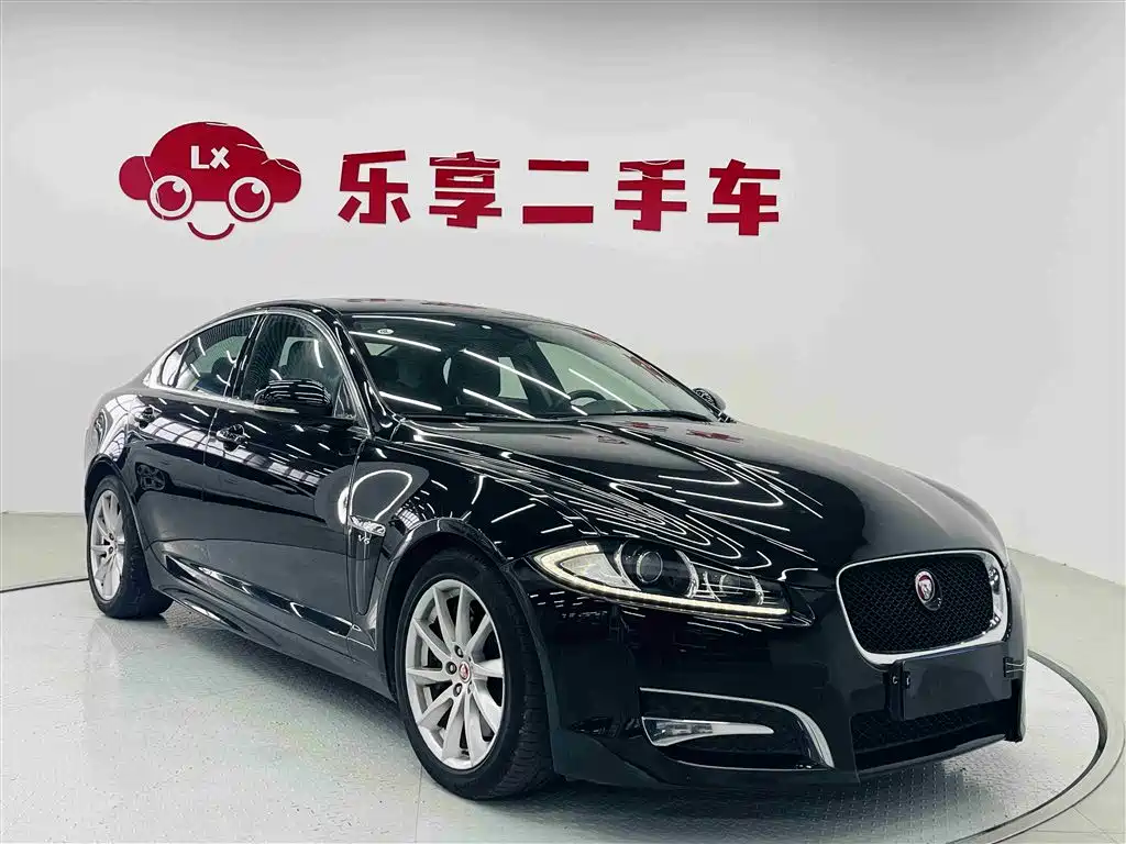 Jaguar XF 2014 — фото 3