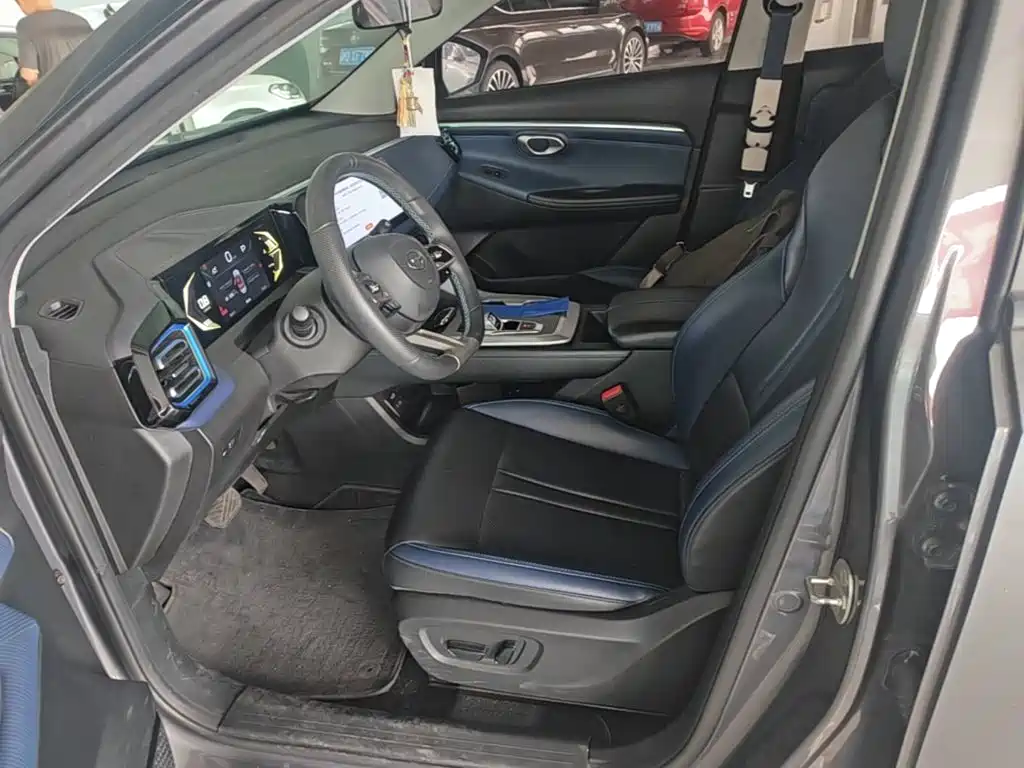 GAC Trumpchi GS3 2023 — фото 15