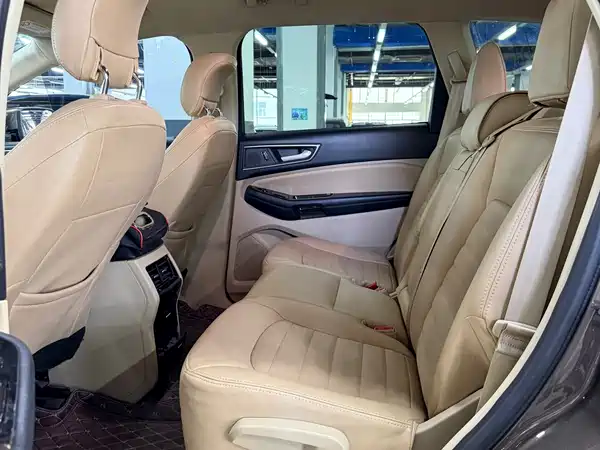 Ford Edge 2016