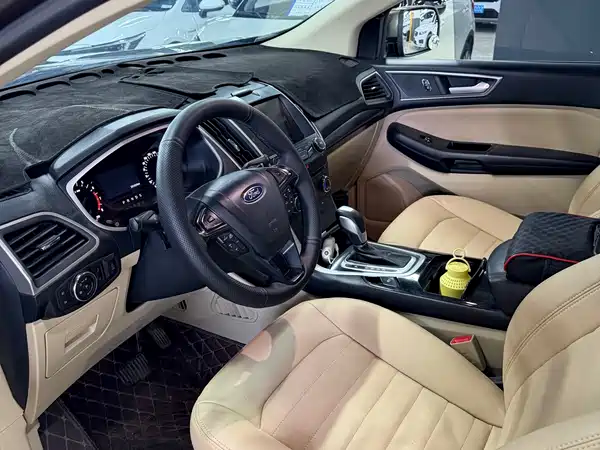 Ford Edge 2016