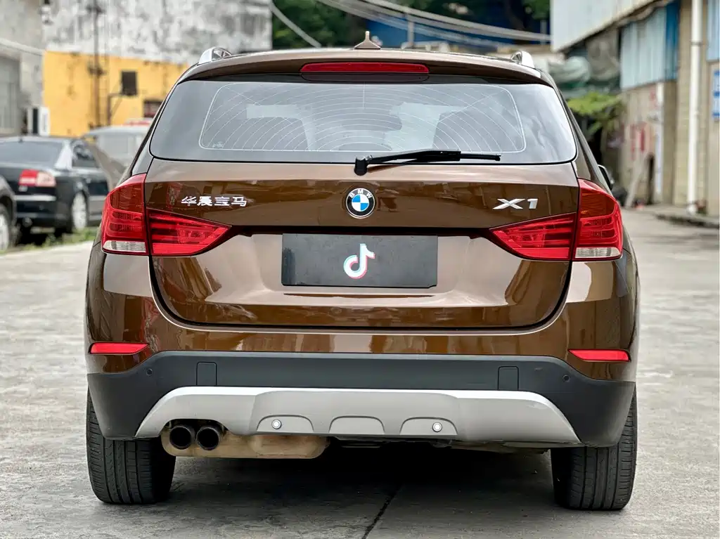 BMW X1 2013 — фото 5