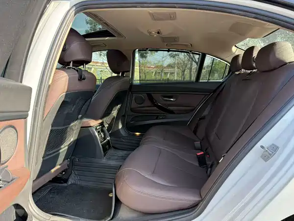 BMW 3 Series 2018
