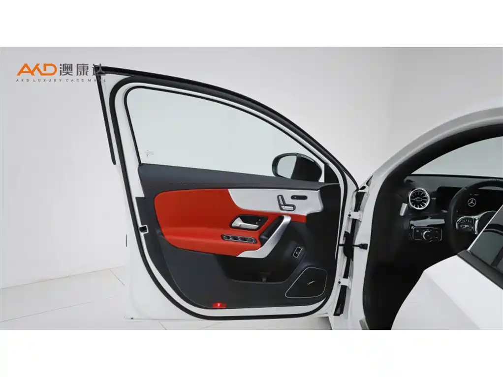 Mercedes-Benz A-Class AMG 2022 — фото 10