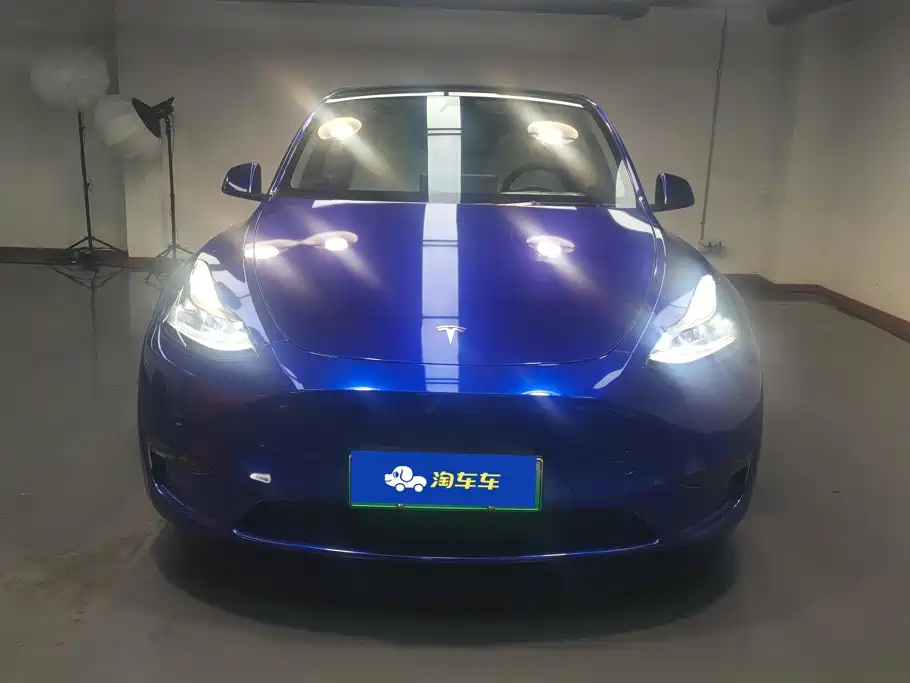 Tesla Model Y 2023 — фото 2