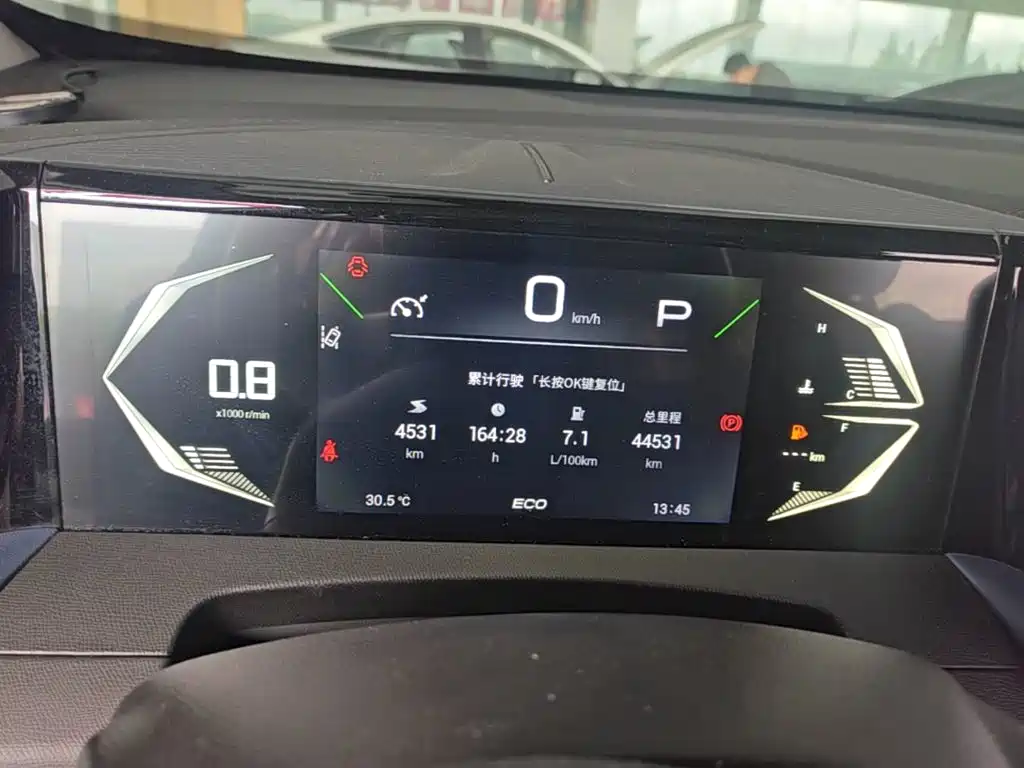 GAC Trumpchi GS3 2023 — фото 12