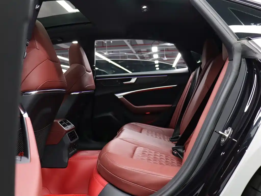 Audi A7L 2023 — фото 21