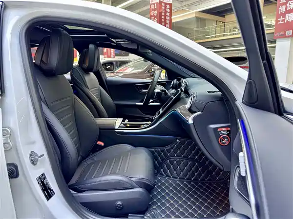 Mercedes-Benz C-Class 2022