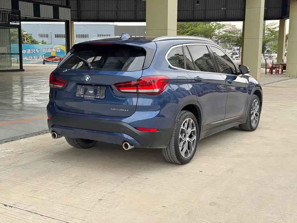 BMW X1 2022 — фото 4