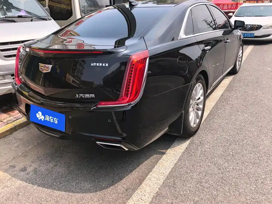 Cadillac XTS 2018 — фото 3