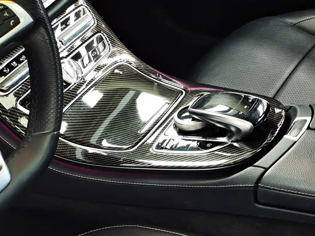 Mercedes-Benz E-Class 2017 — фото 12