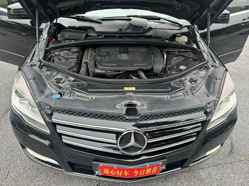 Mercedes-Benz R-Class 2014 — фото 17