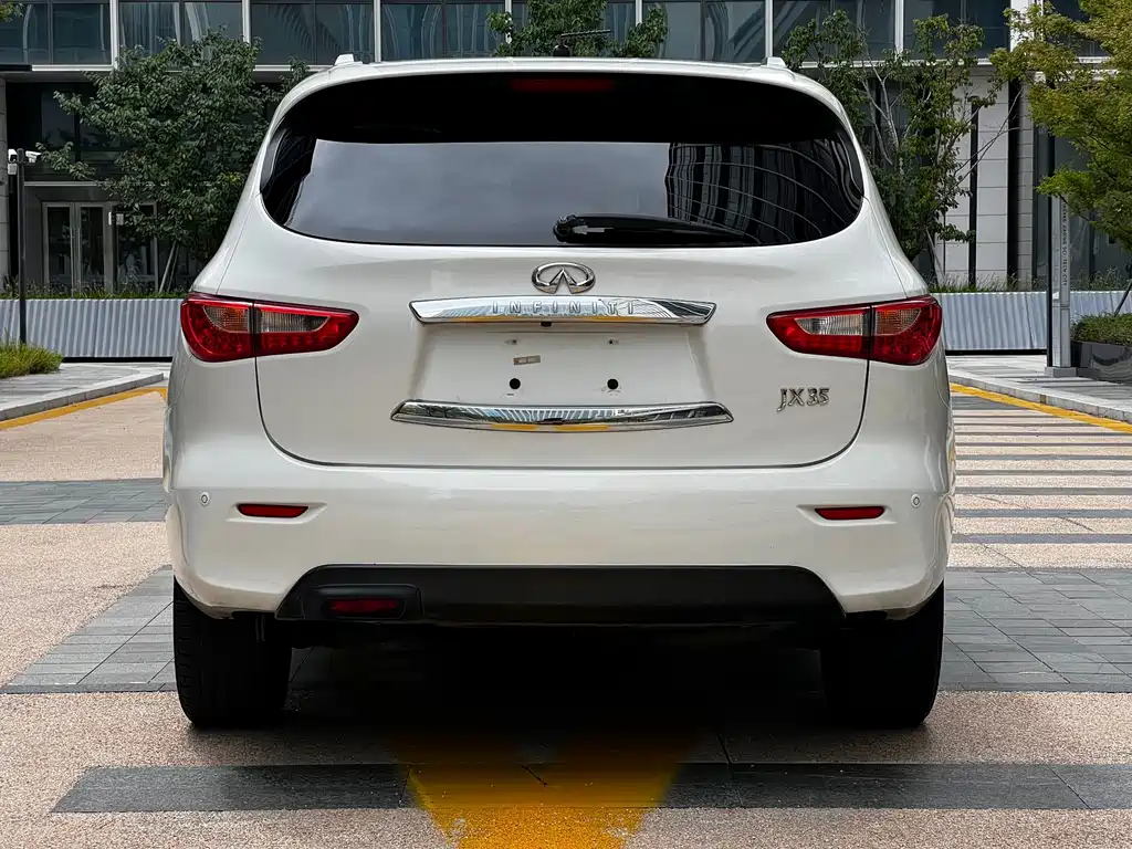 Infiniti JX 2013 — фото 32