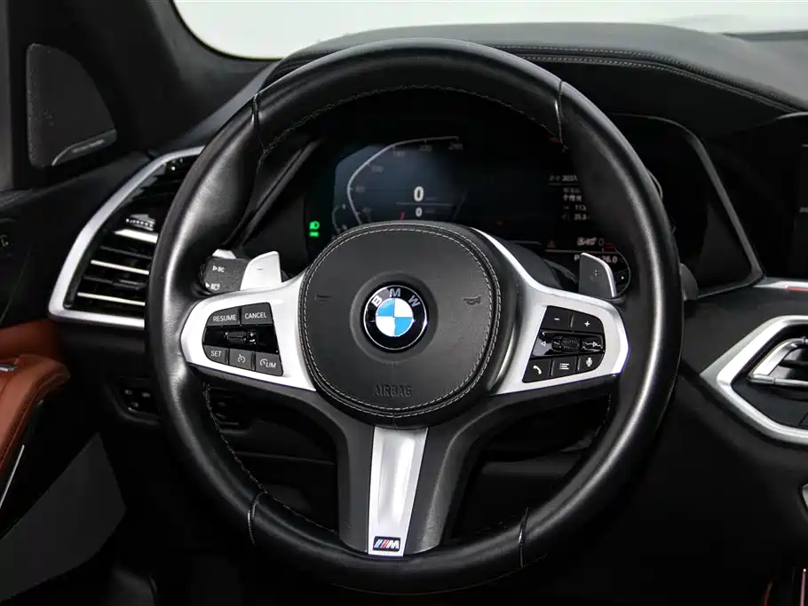 BMW X7 2022 — фото 16