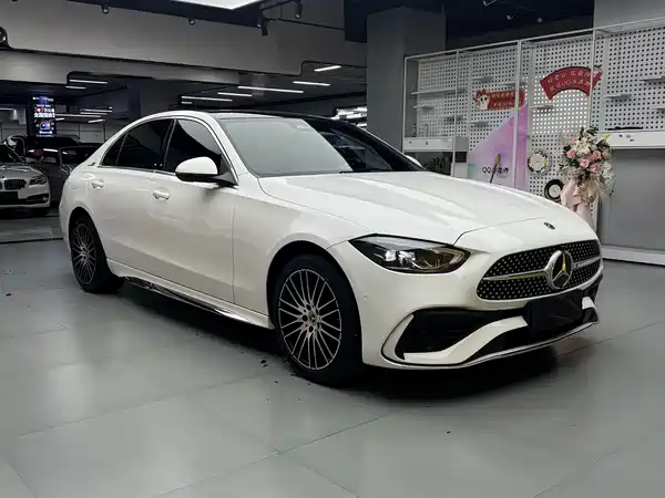 Mercedes-Benz C-Class 2023