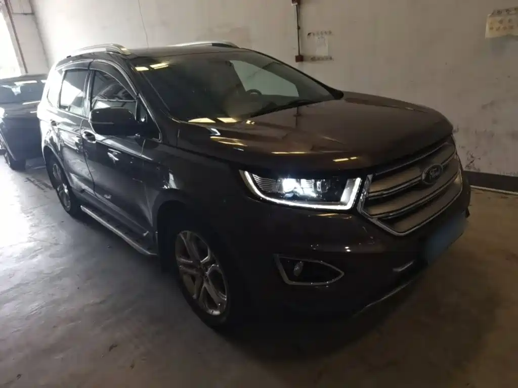 Ford Edge 2017 — фото 4