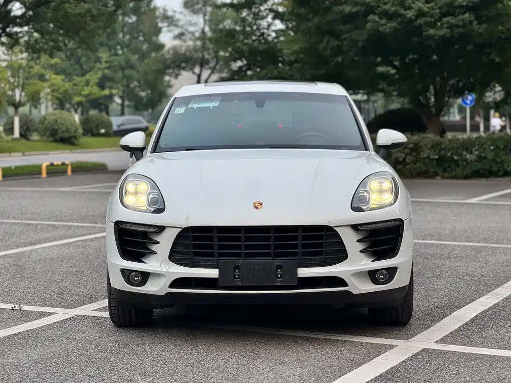 Porsche Macan 2015