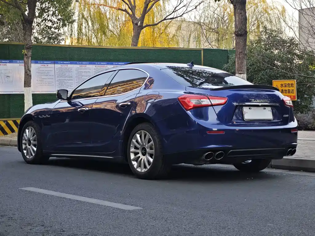 Maserati Ghibli 2016 — фото 13