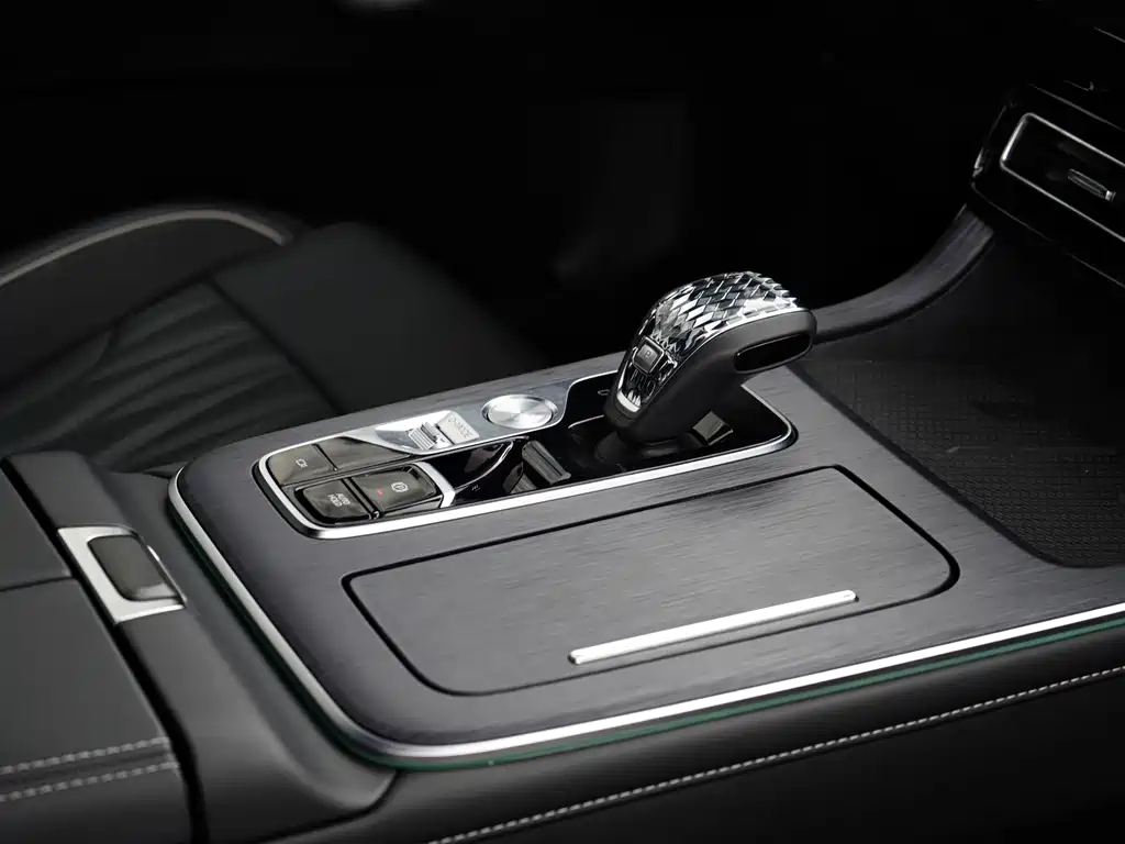 GAC Trumpchi GS8 2025 — фото 15