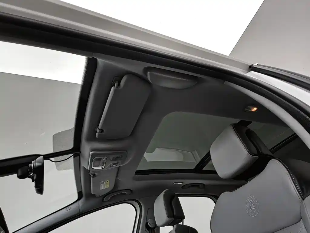 Peugeot 3008 2016 — фото 14