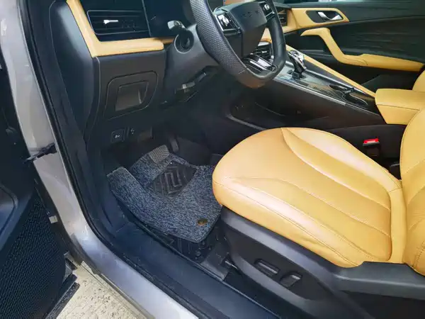 Roewe RX5 2022